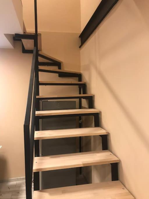 Appartamento Separate Flat,3 Rooms!central Location-best Price!